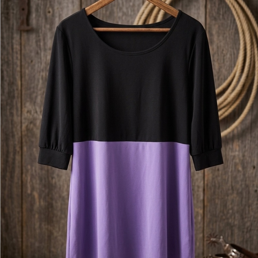 Colorblock Scoop-Neck Tunic in Black and Lavender